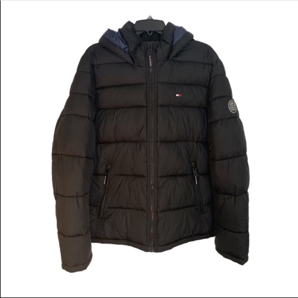 NWOT Tommy Hilfiger Men's
Quilter Puffer
Jacket M